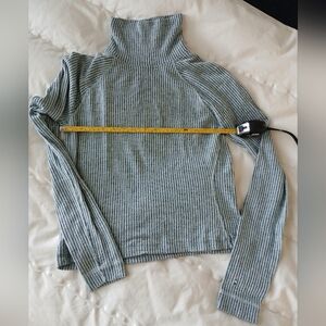 Smartwool Ribbed Blue/Gray Turtleneck Sweater ***modified***